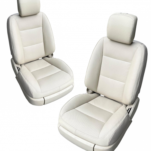 Fotele obszyte skórą w Mercedes S W221 PFI car styling